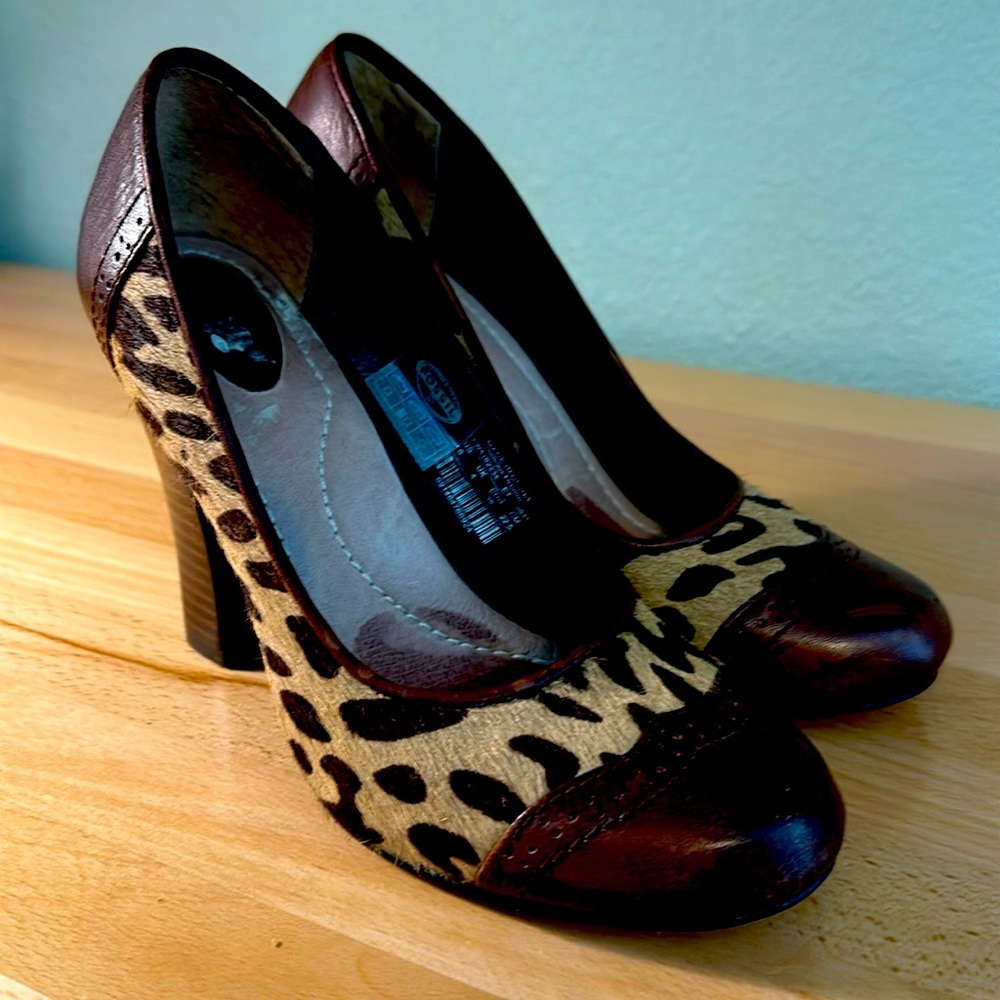 Fossil calf hair/leather pump